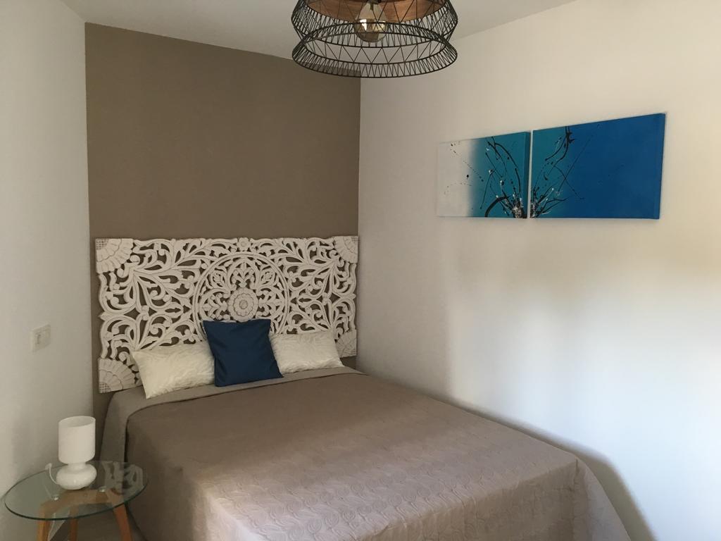 شقة Apartamento Los Pinos سان ميجيل دي ساليناس المظهر الخارجي الصورة