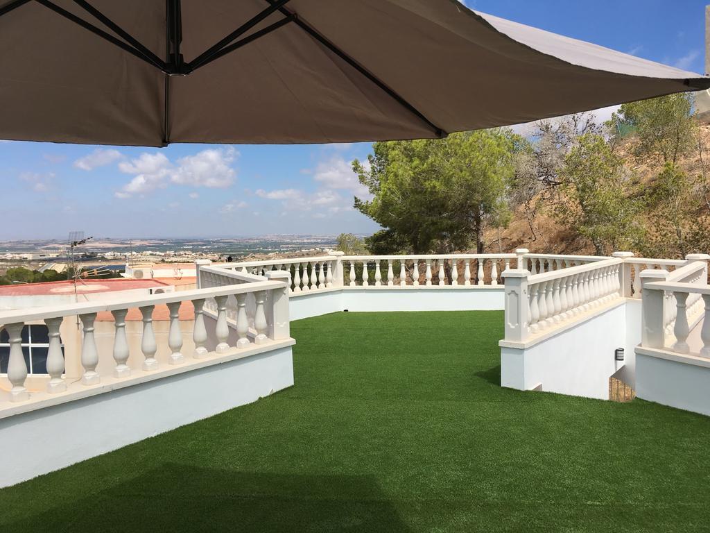 شقة Apartamento Los Pinos سان ميجيل دي ساليناس المظهر الخارجي الصورة